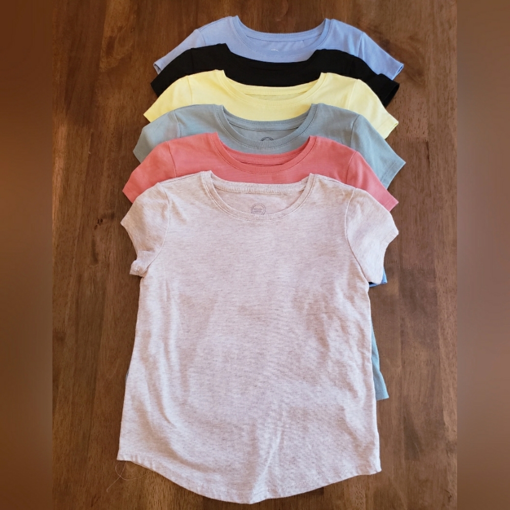 6 girls WONDER NATION t-shirts